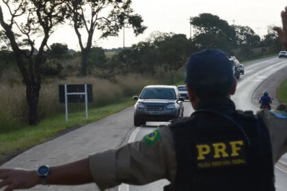 prf-reforca-policiamento-nas-rodovias-com-a-operacao-dia-do-trabalho