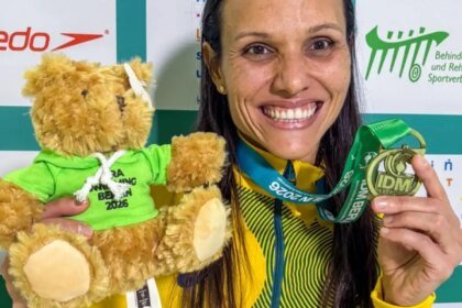 carol-santiago-e-ouro,-o-37o-podio-do-pais-no-internacional-de-berlim