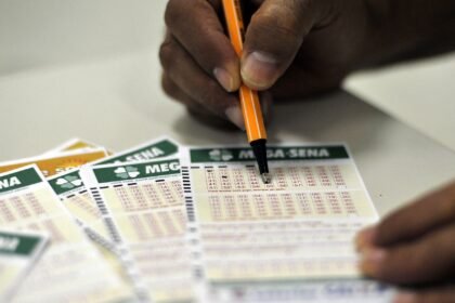 mega-sena-acumula-novamente-e-premio-principal-vai-para-r$-65-milhoes