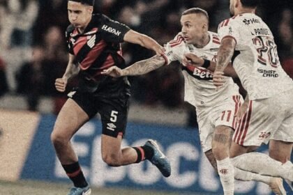 brasileirao:-flamengo-empata-com-athletico-pr-e-“ajuda”-palmeiras