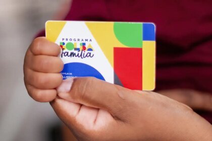 caixa-paga-bolsa-familia-a-beneficiarios-com-nis-de-final-6