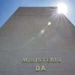 defesa-e-cidades-lideram-bloqueios-no-orcamento-de-2026