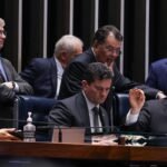 senado-aprova-uso-do-fundo-do-pre-sal-para-dividas-do-agro
