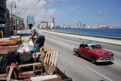 cuba-debate-reformas-economica-e-social-em-meio-ao-bloqueio-dos-eua