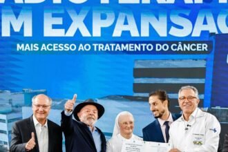 lula-entrega-aparelhos-de-radioterapia-em-sao-paulo