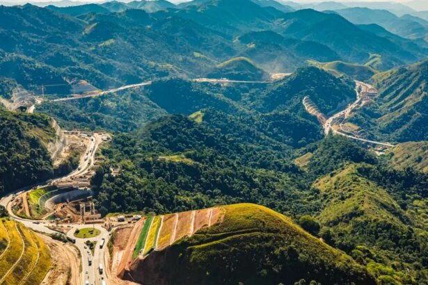 governo-inaugura-primeira-etapa-da-rodovia-na-serra-das-araras,-no-rio
