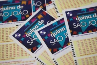 nove-apostas-acertam-quina-de-sao-joao-e-vao-receber-r$-26,6-milhoes
