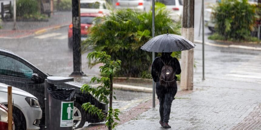 temporais-se-interiorizam-em-santa-catarina