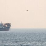 trump-recua-e-desiste-de-cobrar-taxa-sobre-navios-no-estreito-de-ormuz