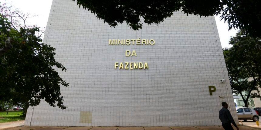 governo-deve-recorrer-ao-stf-sobre-pec-de-agentes-de-saude