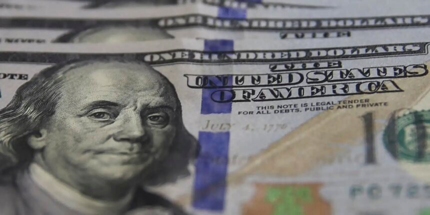 dolar-cai-para-r$-5,07,-no-menor-nivel-em-um-mes