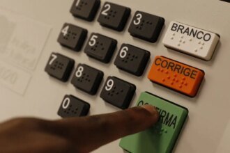 em-convencao-nacional,-pdt-oficializa-apoio-a-lula-nas-eleicoes