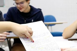 encceja-2026:-alunos-ja-podem-consultar-cartilha-de-redacao