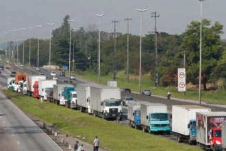 lei-garante-frete-minimo-no-transporte-de-cargas;-saiba-o-que-muda