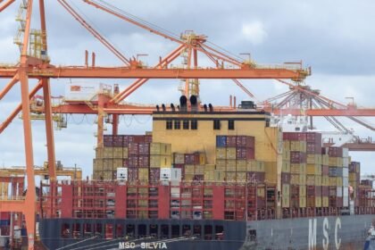 balanca-comercial-de-julho-tem-superavit-de-us$-7-bilhoes