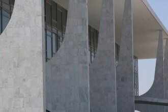 governo-abre-processo-de-reciprocidade-contra-tarifas-dos-eua