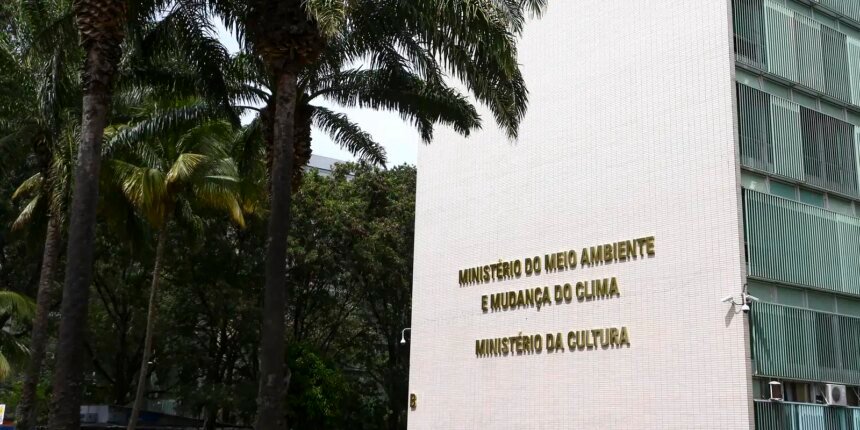 minc-destaca-carreira-de-laura-cardoso-e-lamenta-morte