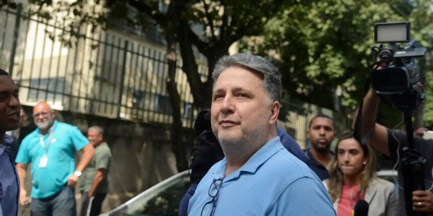 tre-rj-proibe-garotinho-de-ir-a-debate-e-ter-propaganda-eleitoral