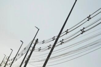 operacao-em-ferros-velhos-quer-reduzir-furto-de-fios-de-cobre-no-rio