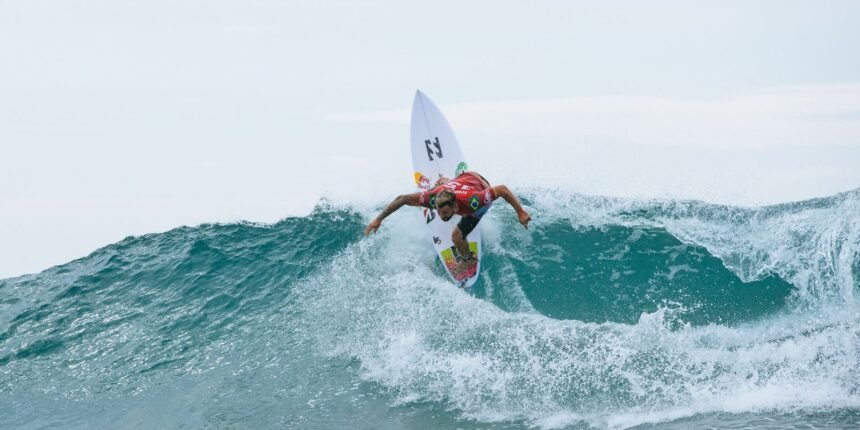 wsl-exclui-etapa-de-abu-dhabi-do-circuito-mundial-de-surfe-deste-ano